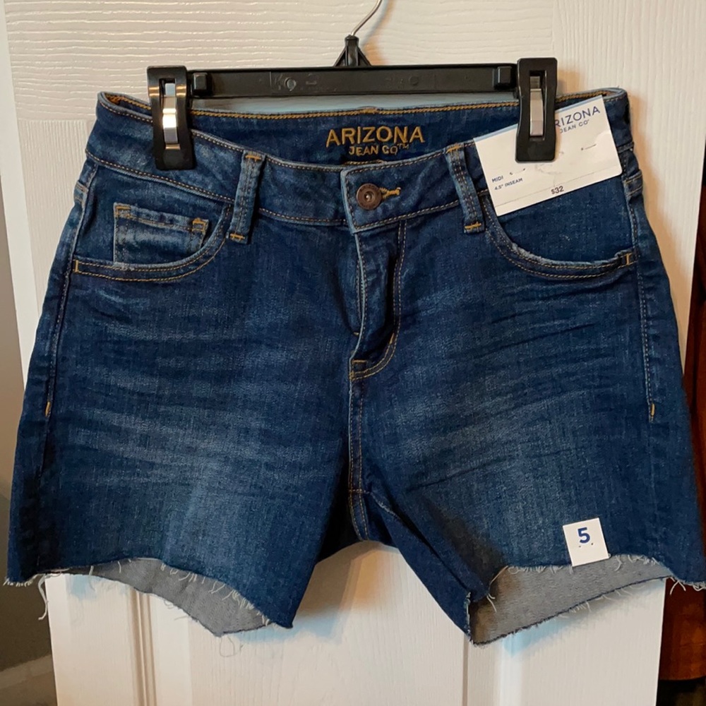 Arizona juniors size 5 shorts